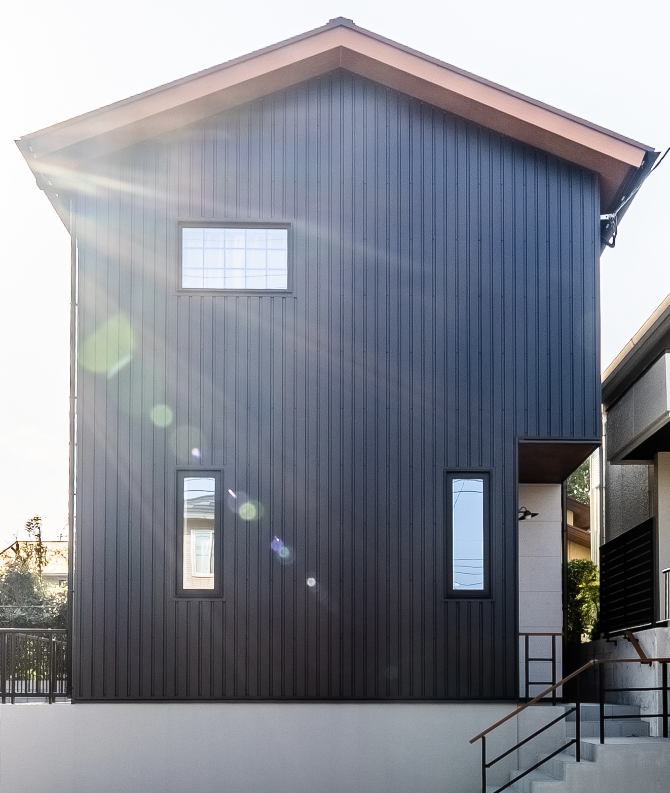 室内を抜ける、光と視線。開放感のその先にある『安心』の住まい」